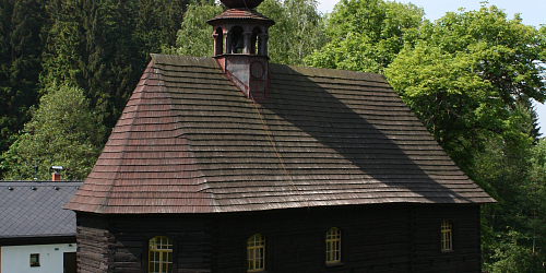Dřevěný kostel sv. Jana Nepomuckého v Klepáčově