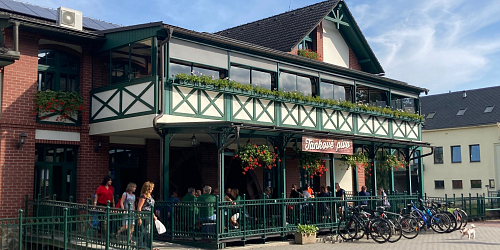 Restaurace a pivnice U Labutě