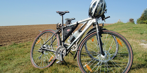 Through the picturesque countryside of Němčicko