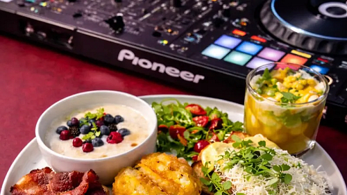 Brunch AMbient Beats:  Oliver Heller