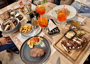 Dakota Pizza - Sushi - Grill