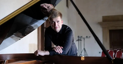 Klavírní recitál Marka Kozáka