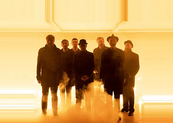 Kafka Band hraje Kafku