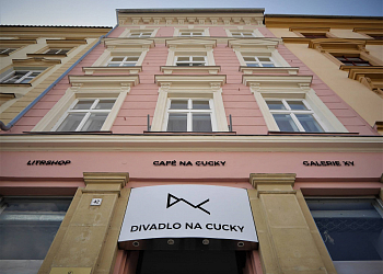 Divadlo na cucky