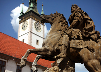 Barocke Brunnen und Säulen in Olomouc