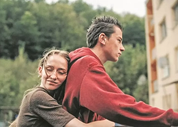 Nahoře nebe, v dolině já