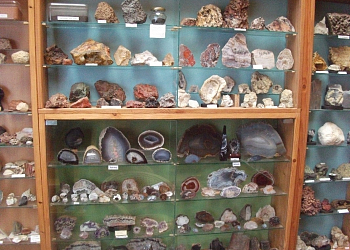 Ein kleines Museum für Mineralien