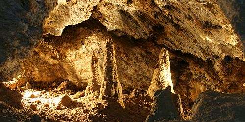 Sprudelsteinhöhlen Zbrašov