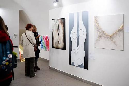 VIII. benefiční aukce pro mobilní hospic Nejste sami