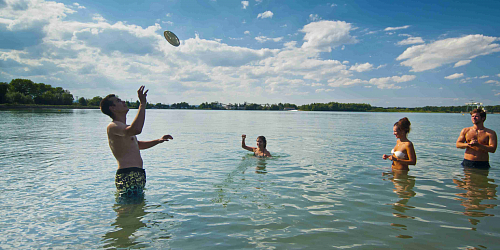 Pískovna Náklo (Flooded Sand Pit)