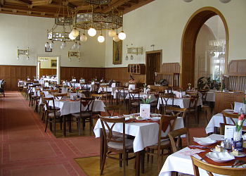Restaurace 1837 a Denní bar v sanatoriu Priessnitz