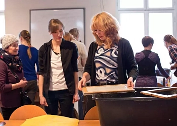 Z plochy do prostoru