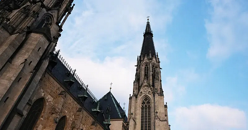 Výstup na Jižní věž Katedrály