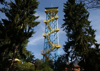 Měsíc rozhleden