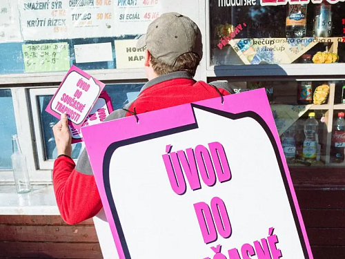 Úvod do současné trapnosti